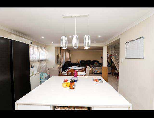 3 BEDROOM TOWNHOUSE FOR SALE IN MORNINGSIDE